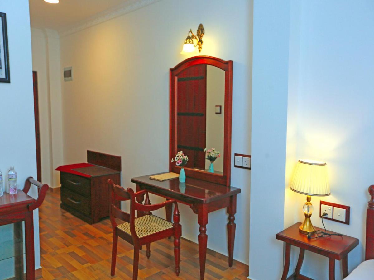 เซ็นโตเรีย ฮิลล์ รีสอร์ต Hotel รัตนปุระ ภายนอก รูปภาพ